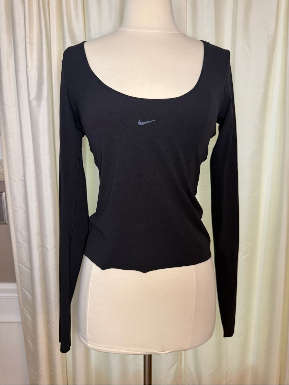 Nike Zenvy Black Dri-Fit Long-Sleeve Scoop Neck Top-Shelf Bra- Medium